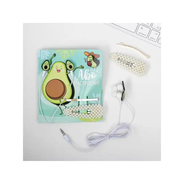 Наушники и заколки для волос на открытке «Аво настроение»
